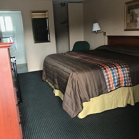 Redwood Inn ギャズデン エクステリア 写真